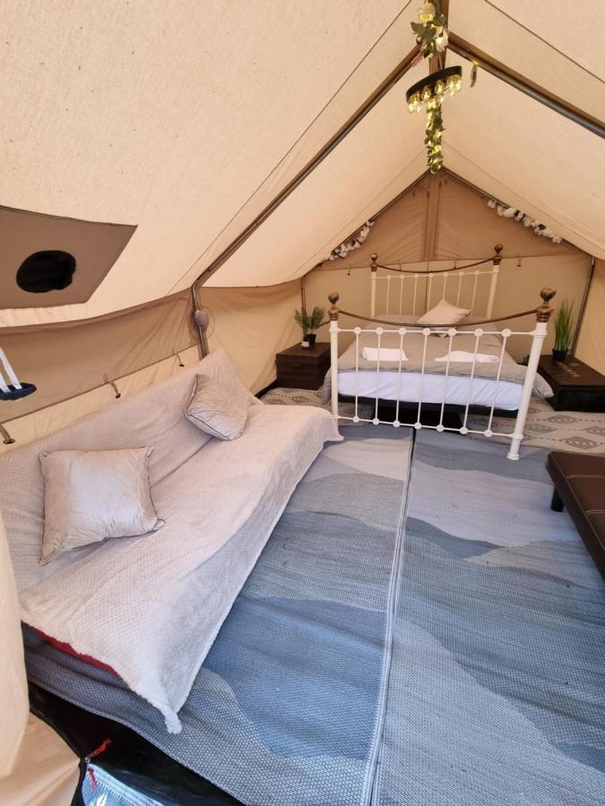 Glamping In Style, Prospector Tent Crawley  Exteriör bild